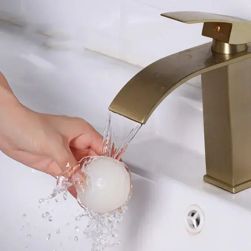 HairCatch Ball